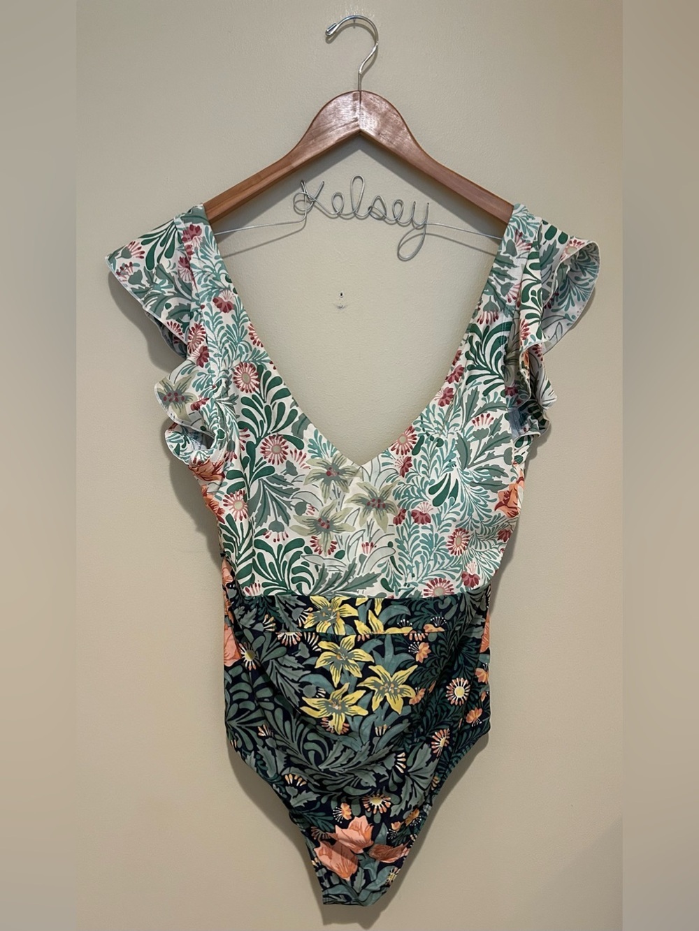 Summersalt The Ruffle Backflip One-Piece Floral Ruffle Sleeve Swimsuit Size 18